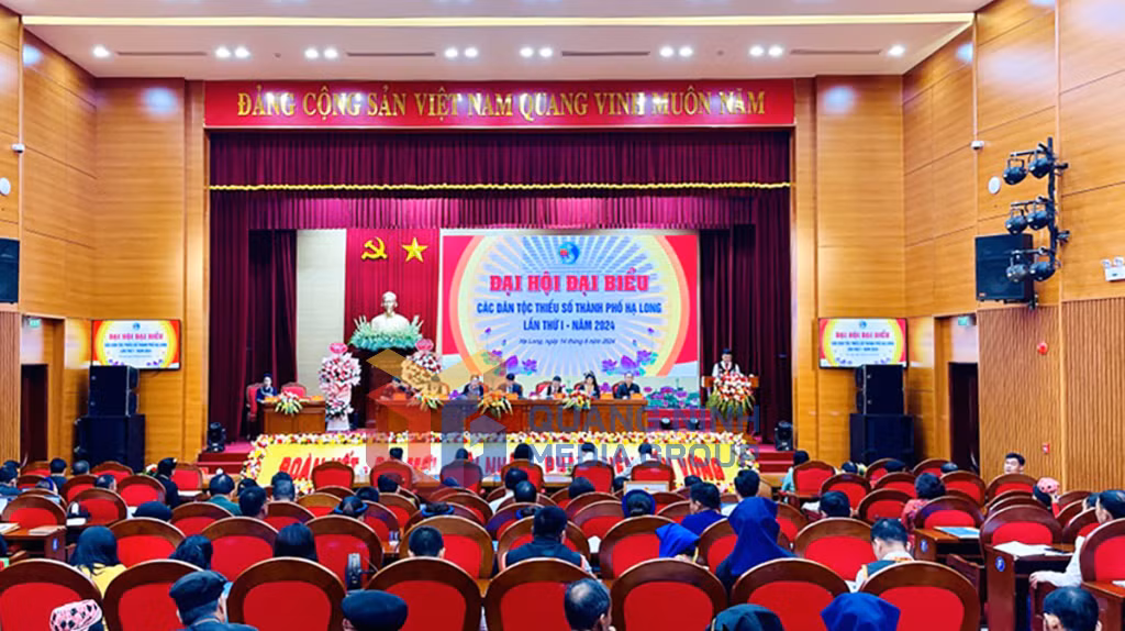 Đại hội có sự tham gia của 150 đại biểu chính thức, đại diện cho trên 23.500 đồng bào của 32 dân tộc thiểu số trên địa bàn TP Hạ Long (10-2024). Ảnh: Hoàng Nga