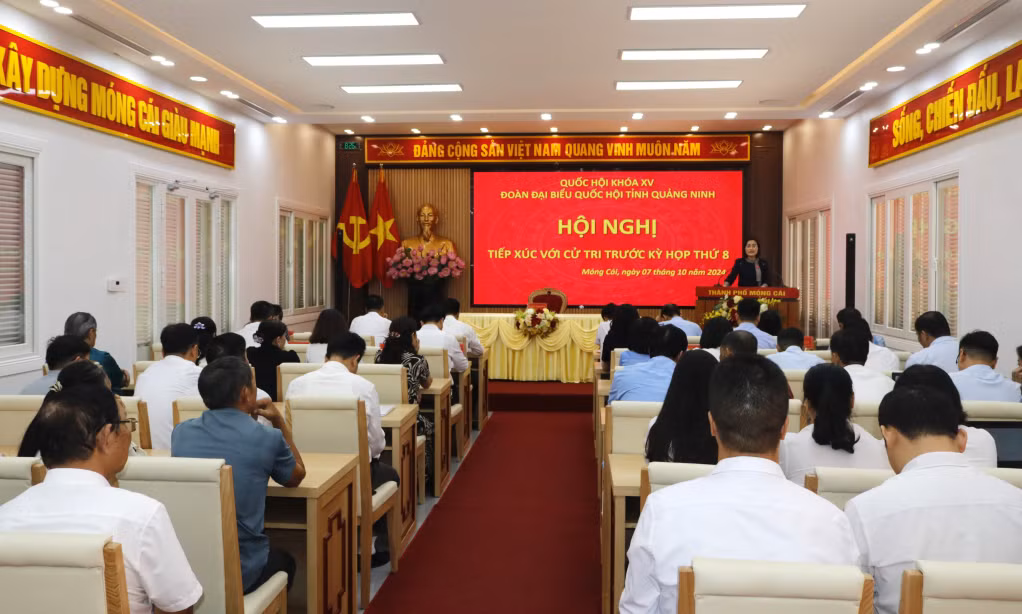 Quang cảnh hội nghị.