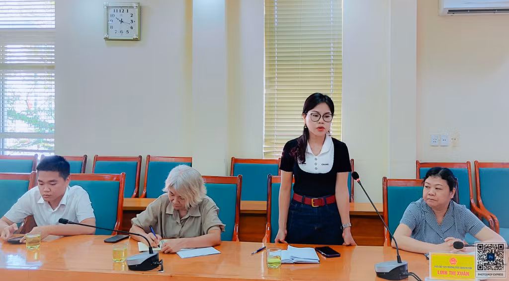 Chị Bùi Thị Hương, Giám đốc Công ty TNHH MTV lâm nghiệp Ba Chẽ, đề xuất cơ quan chức năng tháo gỡ khó khăn các chủ rừng.