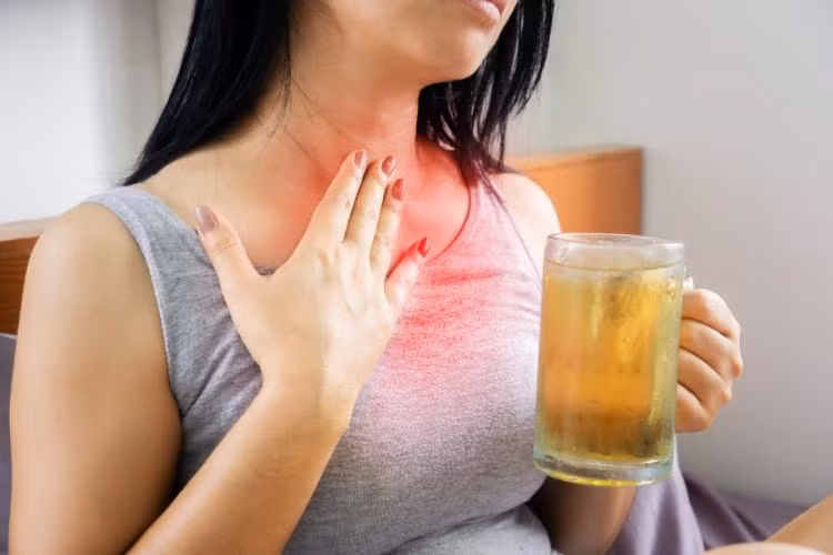 “Bảo bối” trong túi cho người thường xuyên uống rượu bia đánh bay trào ngược ảnh 2
