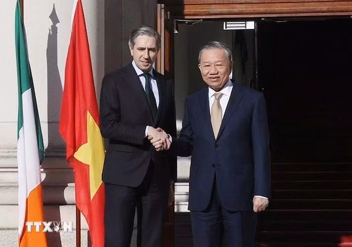 Tổng Bí thư, Chủ tịch nước Tô Lâm trong cuộc gặp Thủ tướng Ireland Simon Harris tại thủ đô Dublin, ngày 3/10/2024. (Ảnh: Trí Dũng/TTXVN)