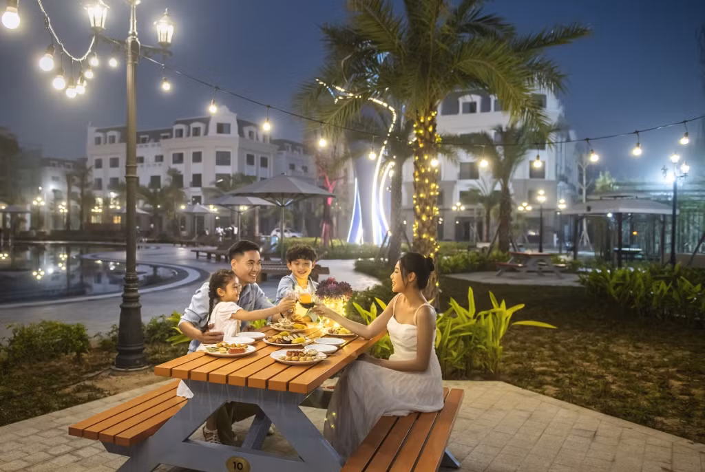 Với hệ tiện ích đa tầng, mỗi ngày đều là một trải nghiệm hoàn hảo của mỗi cư dân tại Vinhomes Golden Avenue.