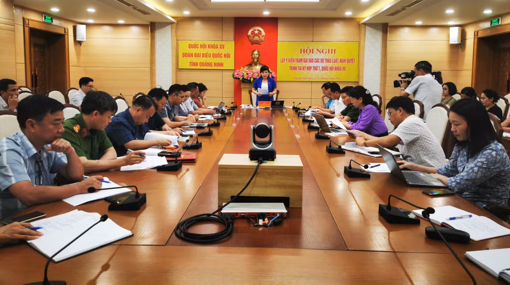Quang cảnh hội nghị.