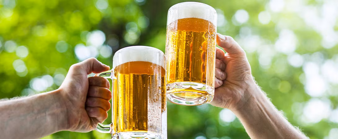Uống bia chừng mực có lợi cho sức khỏe. Ảnh minh họa: Beerstore