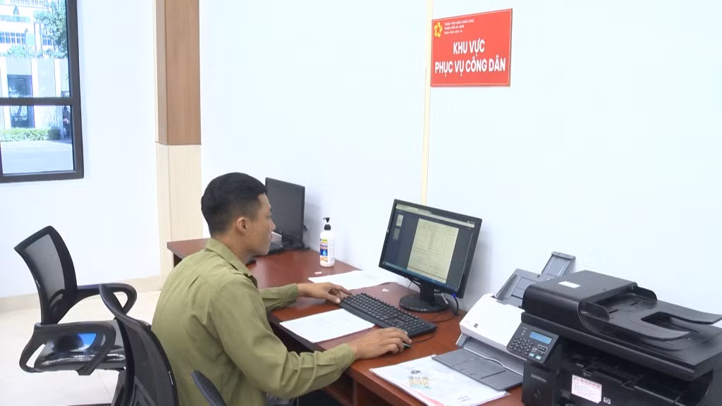 Công dân chủ động nộp hồ sơ trực tuyến sau khi các giấy tờ hồ sơ đã được số hóa.