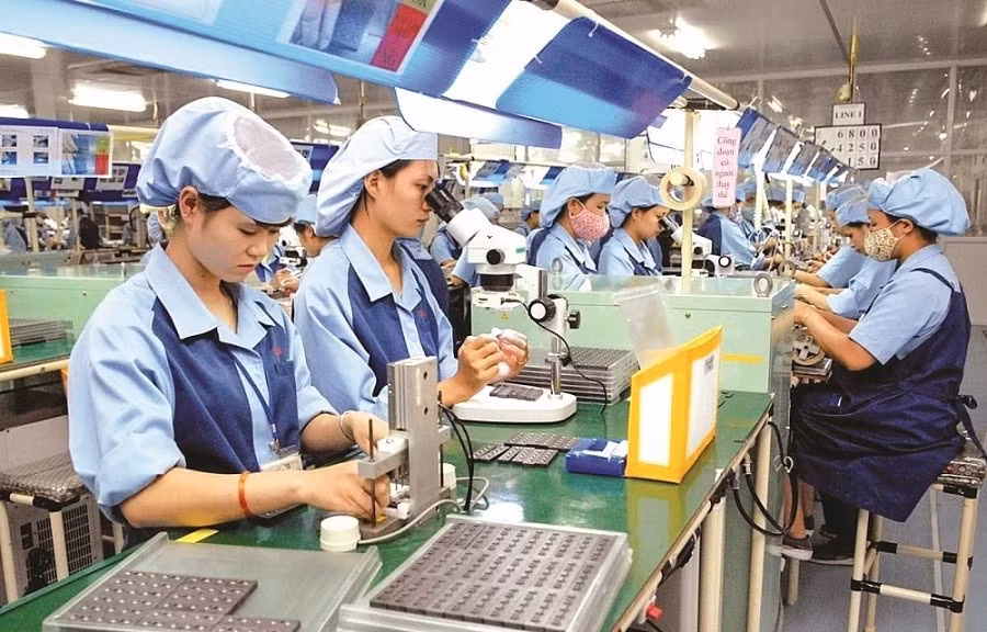 Việc liên kết giữa doanh nghiệp Việt Nam với các công ty đa quốc gia được cho là con đường ngắn nhất để doanh nghiệp công nghiệp hỗ trợ nội tham gia vào chuỗi cung ứng toàn cầu