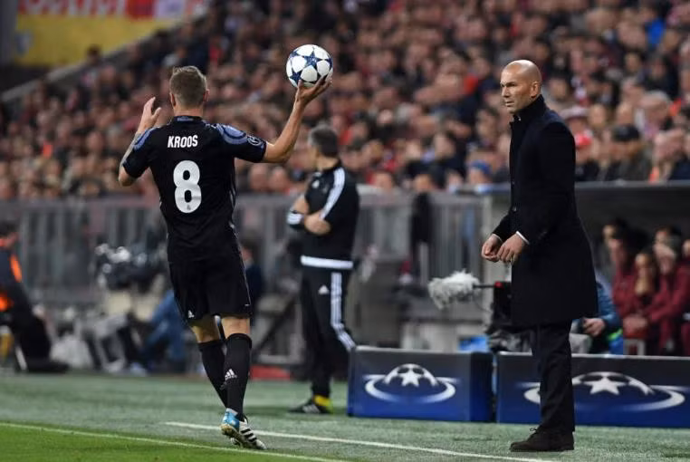 Zidane gần đây đang được liên kết với Man Utd.