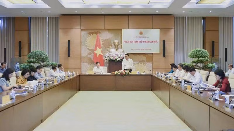 Toàn cảnh phiên họp.