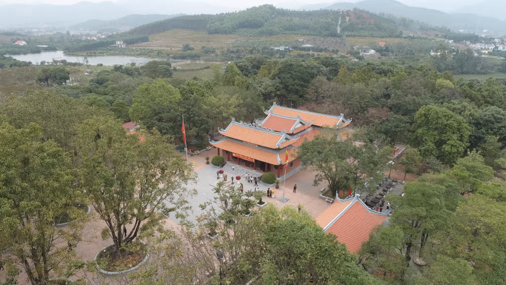 Đền An Sinh.
