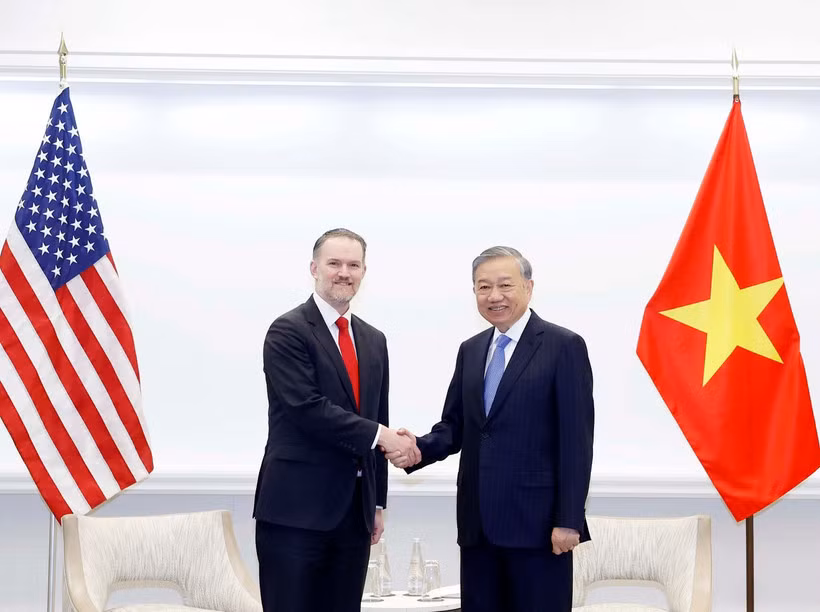 Tổng Bí thư Tô Lâm tiếp Trưởng đại diện Thương mại Hoa Kỳ Jamieson Greer. Ảnh: Thống Nhất/TTXVN