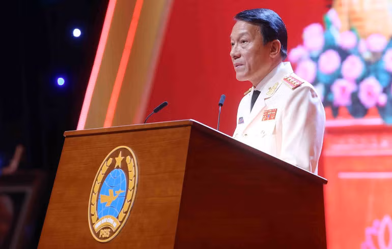 Đại tướng Lương Tam Quang, Ủy viên Bộ Chính trị, Bộ trưởng Công an phát biểu tại buổi lễ. (Ảnh TTXVN)