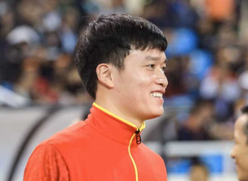 Hoàng Đức duy trì được phong độ ổn định trên sân cỏ, giúp anh định hình thương hiệu cá nhân. Ảnh: Minh Dân