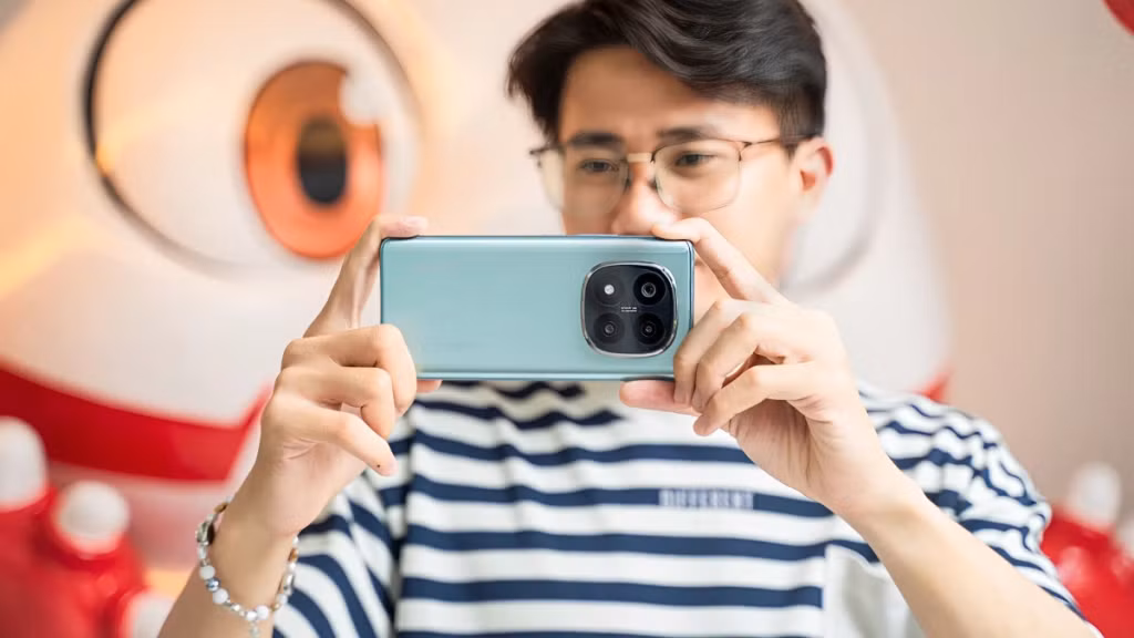 Ảnh chụp ban ngày cho thấy độ chi tiết rõ ràng