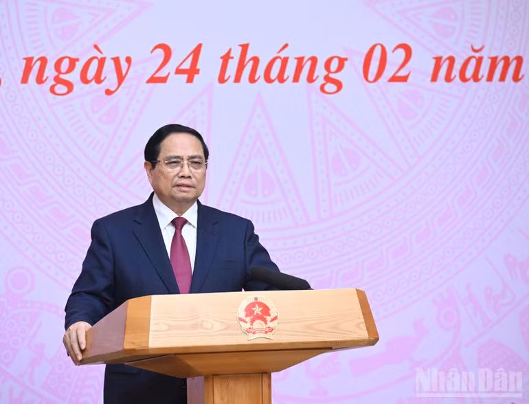 Thủ tướng Phạm Minh Chính phát biểu ý kiến tại buổi gặp mặt. (Ảnh: TRẦN HẢI)