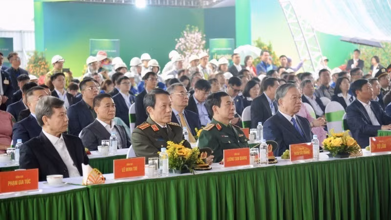 Tổng Bí thư Tô Lâm và các đại biểu tham dự buổi lễ tại điểm cầu chính.