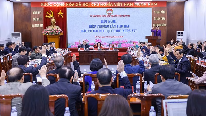 Hội nghị hiệp thương lần thứ hai để thỏa thuận lập danh sách sơ bộ những người thuộc các cơ quan, tổ chức, đơn vị ở Trung ương được giới thiệu ứng cử đại biểu Quốc hội khóa XVI. (Ảnh: Linh Phan)