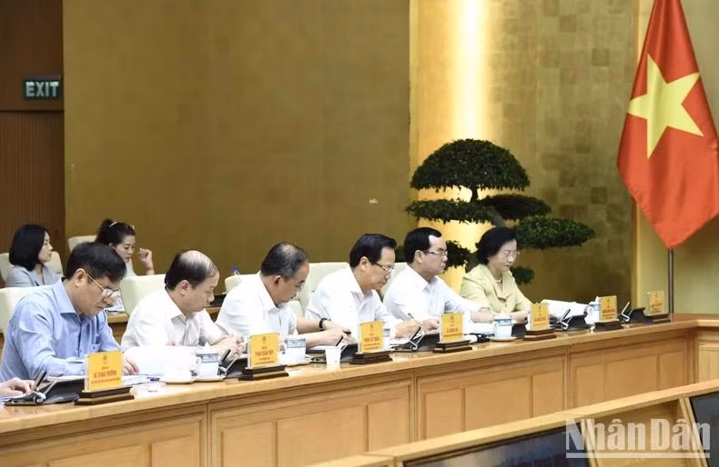 Đại diện lãnh đạo các bộ, ngành là thành viên Hội đồng Thi đua-Khen thưởng Trung ương tham dự Phiên họp lần thứ 9. (Ảnh: TRẦN HẢI)