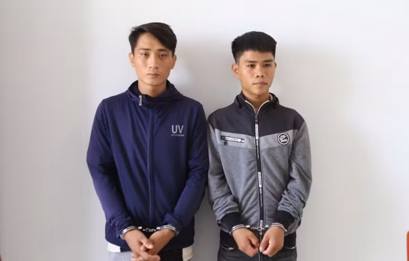 Trần Văn Anh và Phạm Thanh Bảo tại thời điểm bị khởi tố, bắt tạm giam.