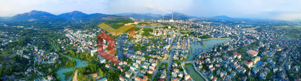 Toàn cảnh TP Uông Bí (2-2016). Ảnh: Khánh Giang