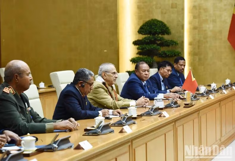 Tổng thống Jose Ramos-Horta và các quan chức Timor-Leste tại buổi tiếp. (Ảnh: TRẦN HẢI)