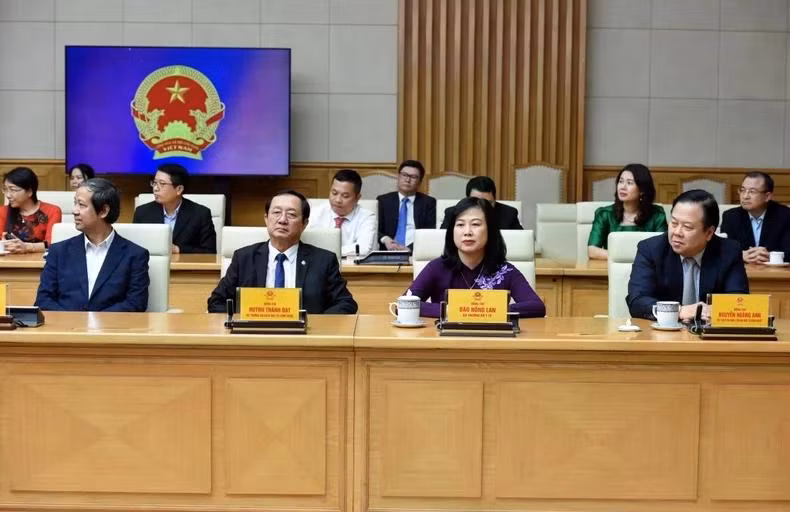 Lãnh đạo các bộ, ngành Trung ương tham dự sự kiện. (Ảnh: Trần Hải)