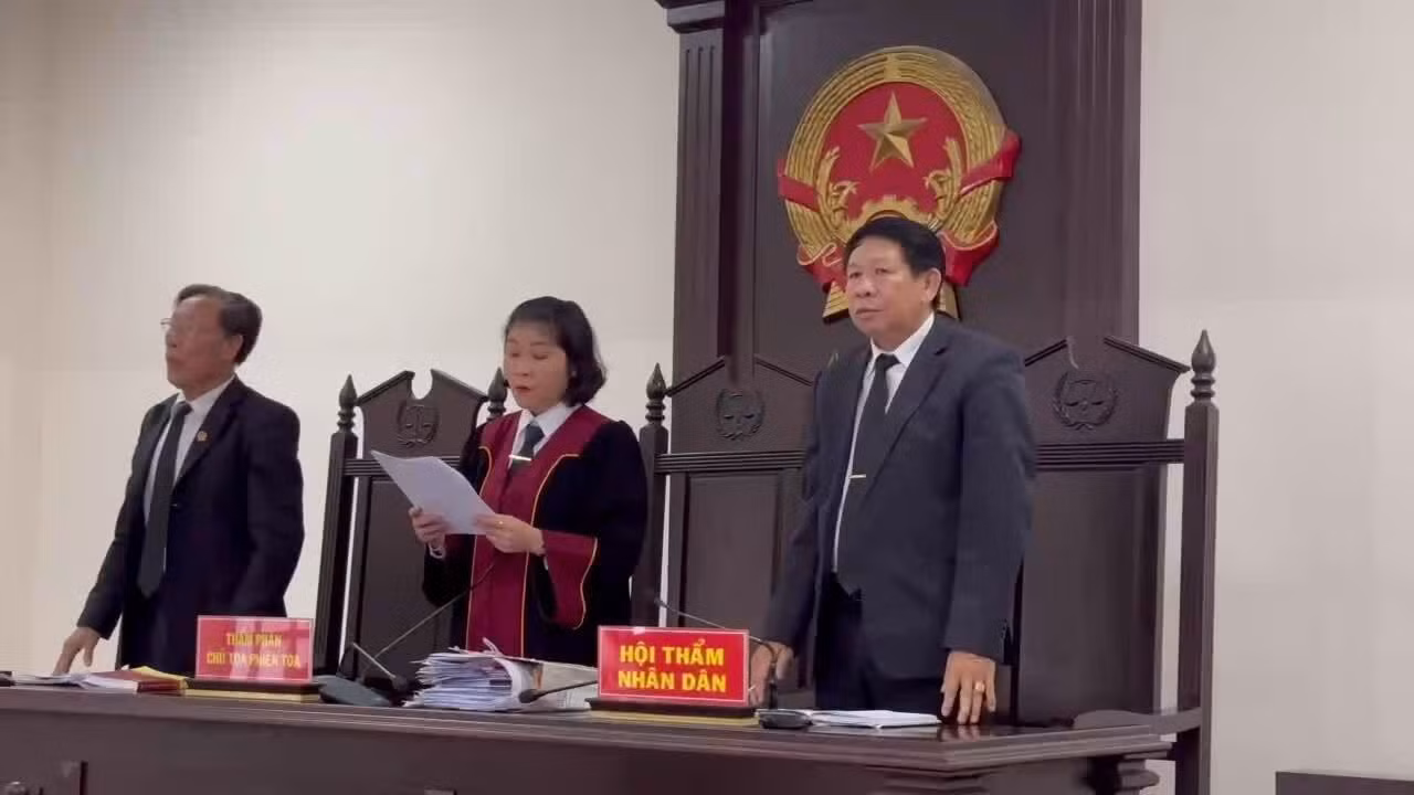 Tòa tuyên án đối với Nguyễn Minh Phúc. Video: Trọng Nghĩa