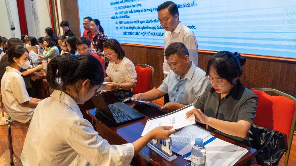 Điểm đầu vào các ngành sư phạm Trường Đại học Hạ Long đều ở mức cao.