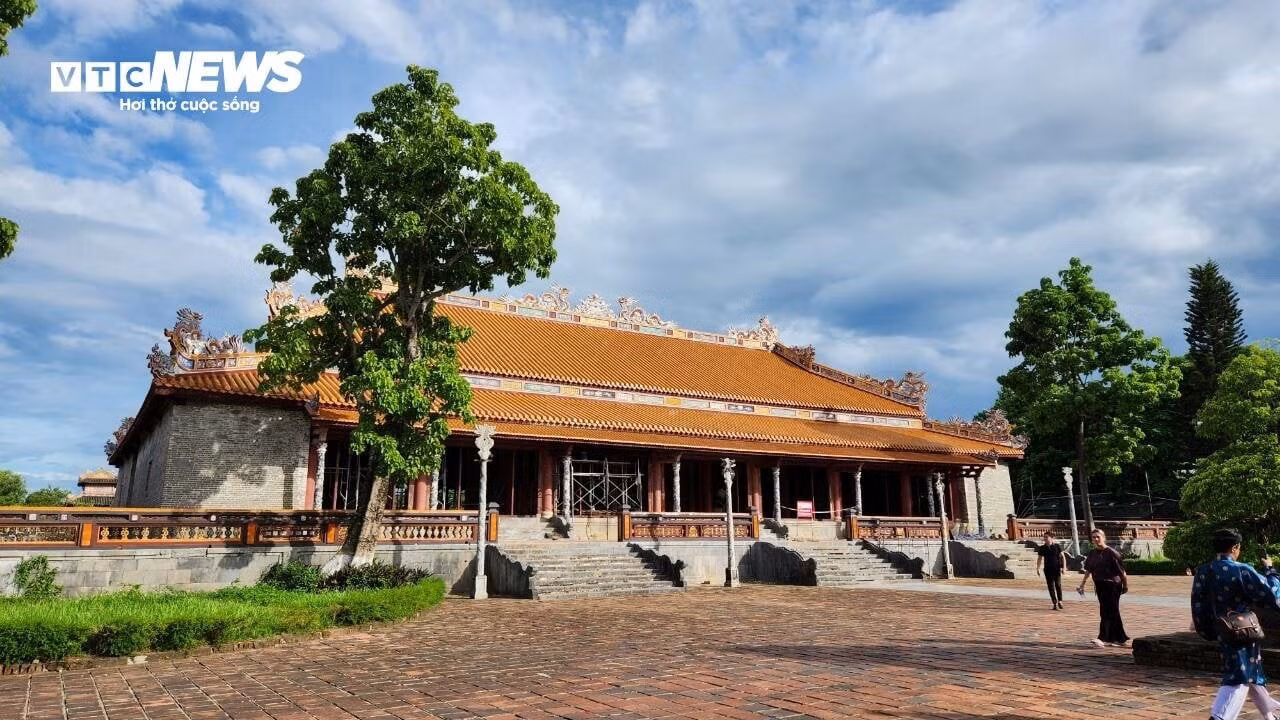 Cung điện này cũng là nơi đăng quang của 13 vua triều Nguyễn, từ Gia Long tới Bảo Đại. (Ảnh: ND)