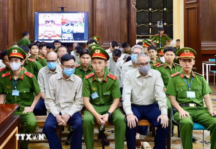 Các bị cáo tại phiên tòa. (Ảnh: Hồng Giang/TTXVN)
