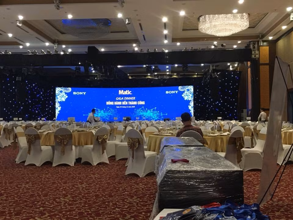 Bạn đang cần màn hình led cho sự kiện sắp tới? Ghé ngay LED D&Q ảnh 2