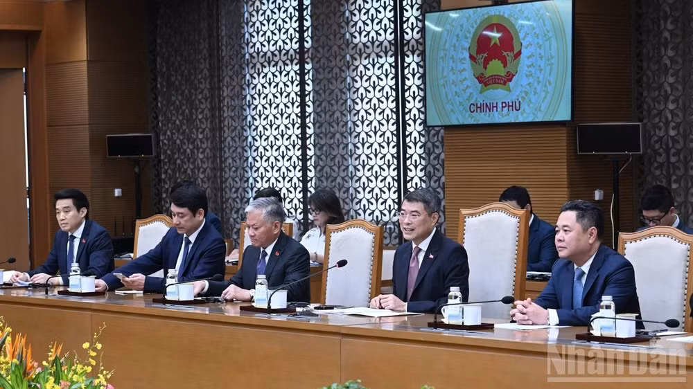 Thủ tướng Chính phủ Lê Minh Hưng và lãnh đạo một số bộ, ngành của Việt Nam tham dự buổi tiếp. (Ảnh: TRẦN HẢI)