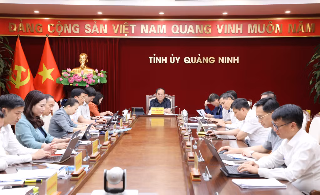 Hội nghị Ban Thường vụ Tỉnh ủy.