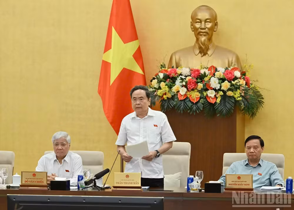 Chủ tịch Quốc hội cho biết, đến thời điểm hiện tại, 28/33 nội dung Kỳ họp không thường lệ thứ nhất đã được Ủy ban Thường vụ Quốc hội cho ý kiến, xem xét kỹ lưỡng. (Ảnh: THỦY NGUYÊN)