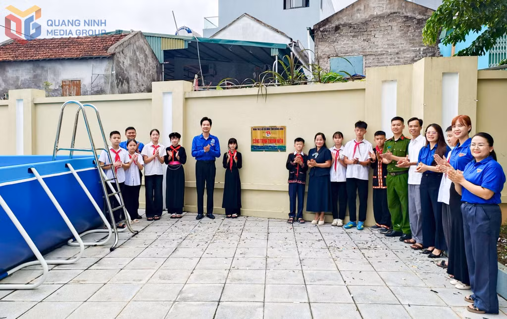 Ban Thường vụ Tỉnh Đoàn tổ chức khánh thành công trình bể bơi thông minh dành cho thiếu nhi tại xã Ba Chẽ.