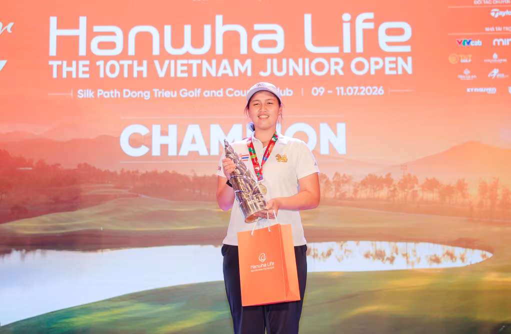 Nữ golfer Vichayada Raemmuang (Thái Lan) đăng quang Giải Golf Vô địch Trẻ Việt Nam mở rộng lần thứ 10.
