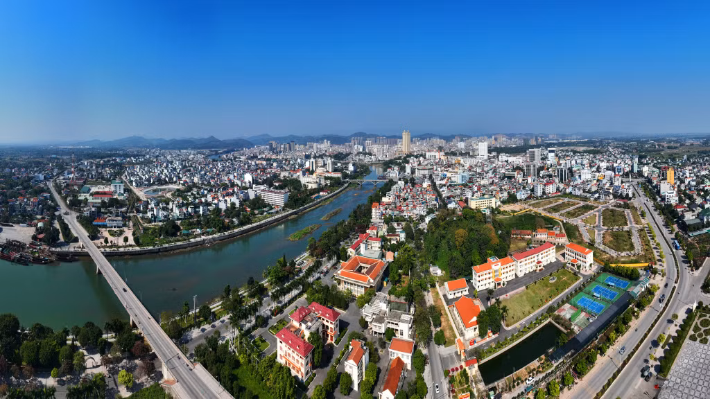 TP Móng Cái sẽ là cửa ngõ giao thương quan trọng kết nối Việt Nam, ASEAN với thị trường Trung Quốc.