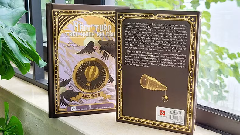 Cuốn "Năm tuần trên khinh khí cầu".