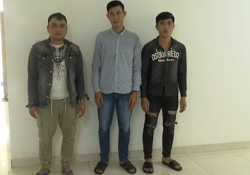 Ba đối tượng Lê Quốc Phi, Phan Văn Tuấn, Lê Tiến Phi.