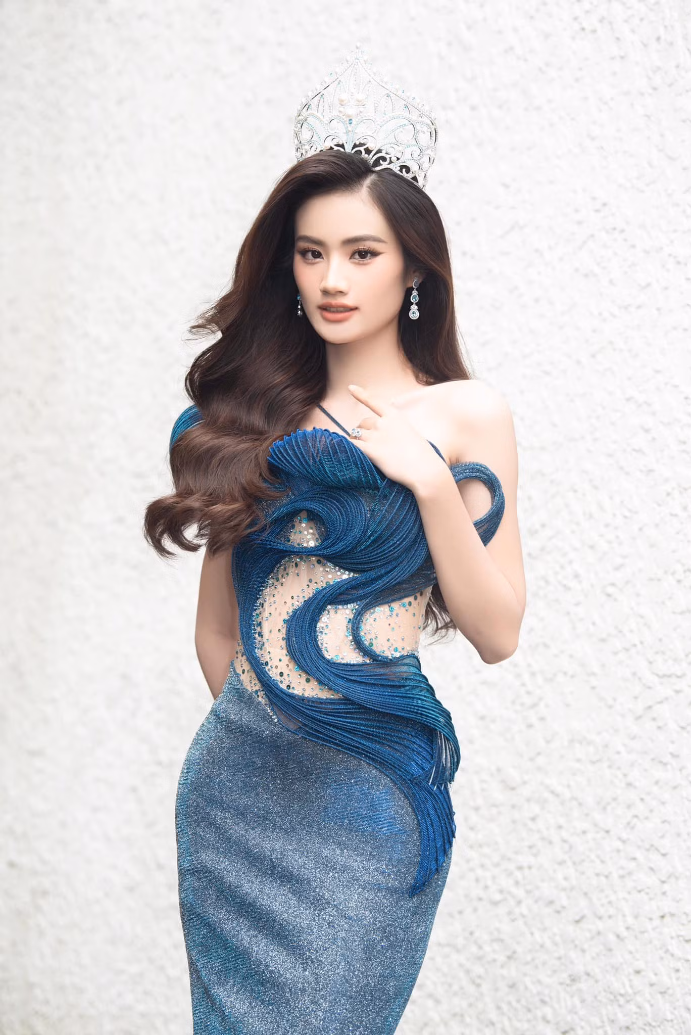 Hoa hậu Ý Nhi đang đối mặt với làn sóng chỉ trích dữ dội, gay gắt từ dư luận. Ảnh: SV