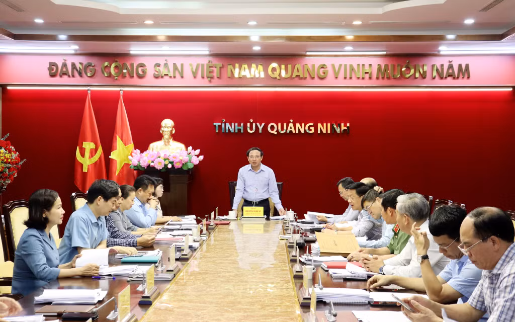 Đồng chí Nguyễn Xuân Ký, Ủy viên Trung ương Đảng, Bí thư Tỉnh ủy, Chủ tịch HĐND tỉnh kết luận hội nghị.