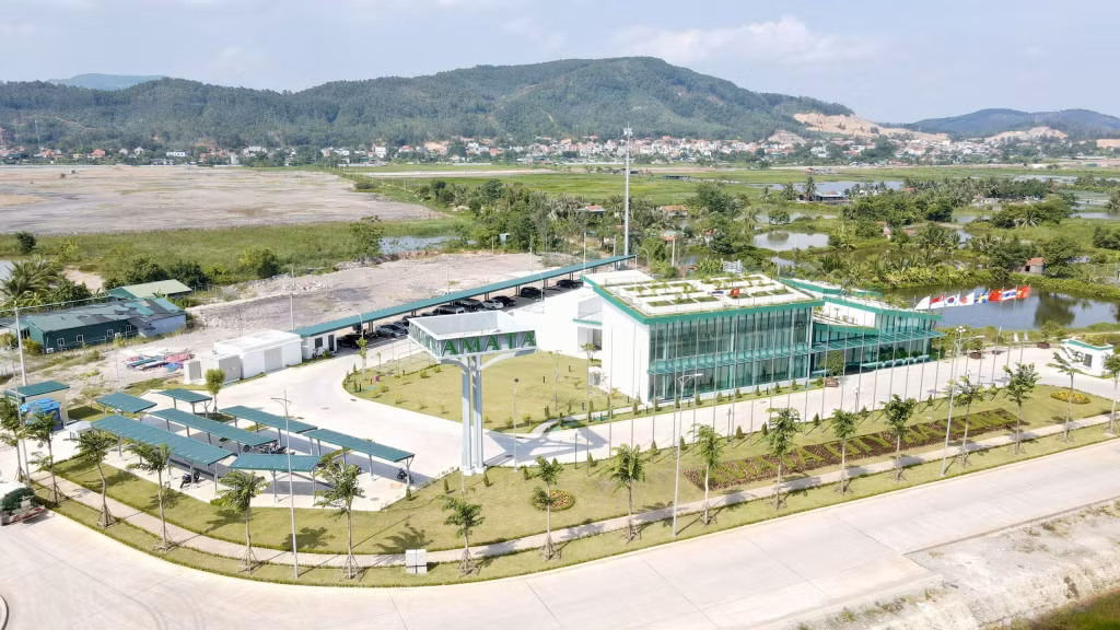Tòa nhà văn phòng Amata City Hạ Long.