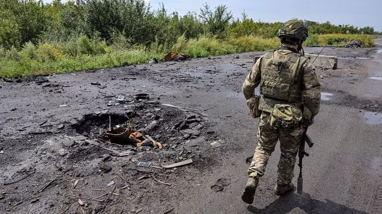 Một binh sĩ Lực lượng Vũ trang Liên bang Nga ở hướng Kupyansk. Ảnh: Sputnik