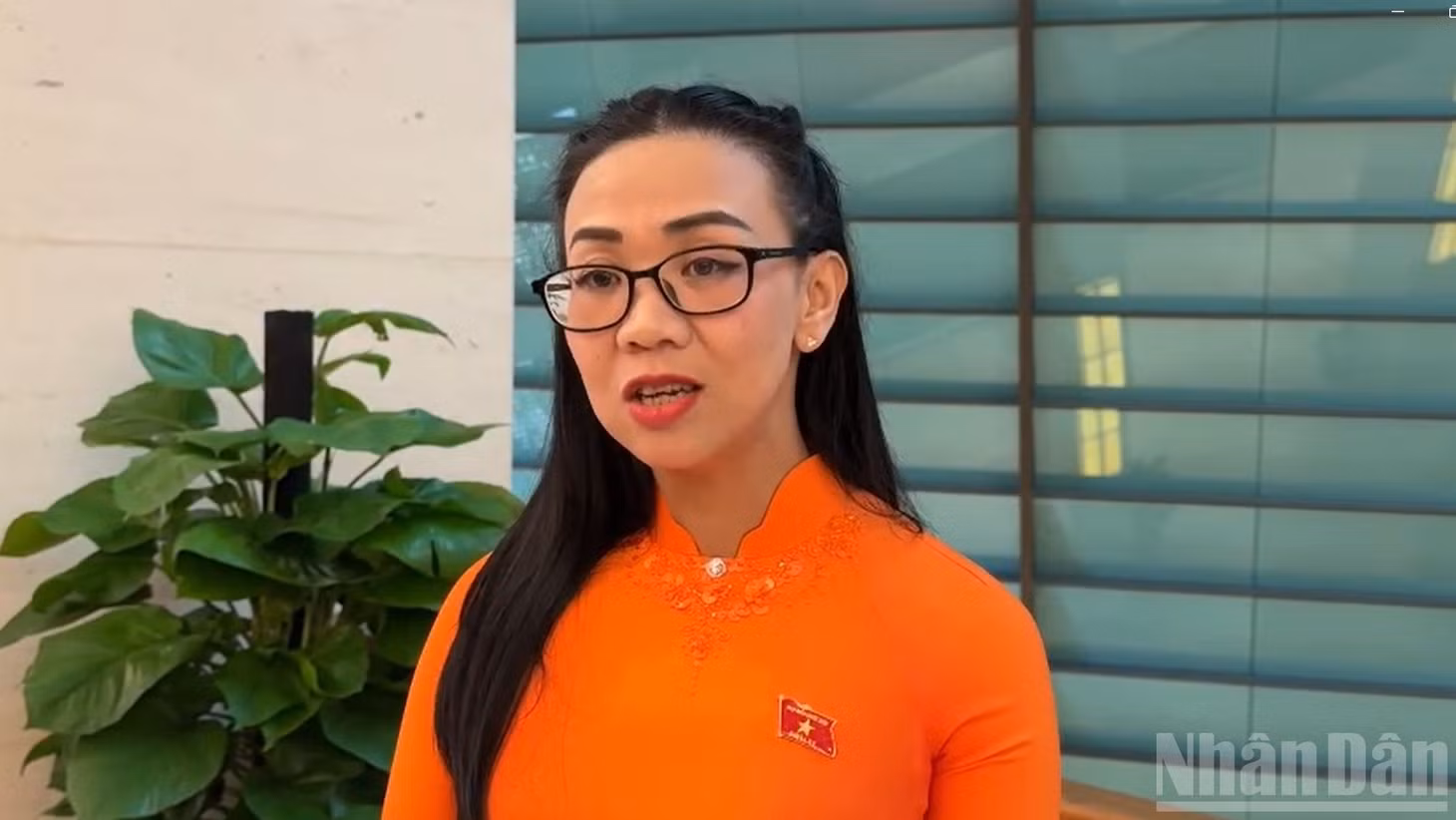 Đại biểu Trịnh Thị Tú Anh (Lâm Đồng). (Ảnh: TRUNG HƯNG)