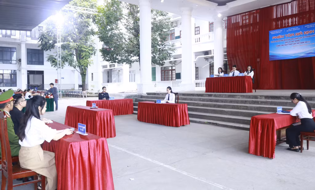 Chương trình ngoại khóa