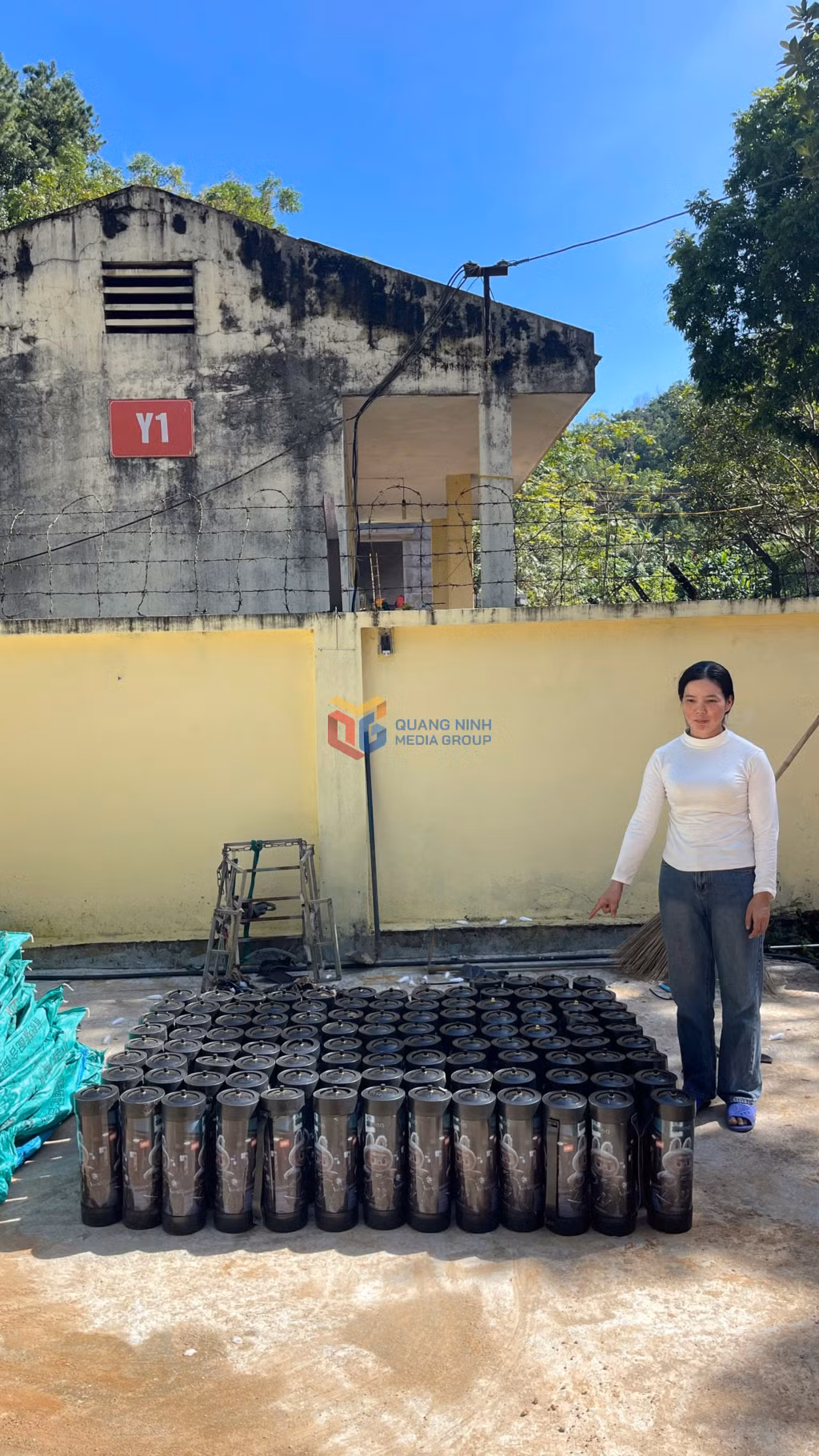 Được sự giúp sức của Nhân dân, Đồn BPCK Hoành Mô liên tục ngăn chặn, bắt giữ thành công nhiều vụ vận chuyển khí cười có sự cấu kết giữa các đối tượng ngoài biên giới và nội địa.