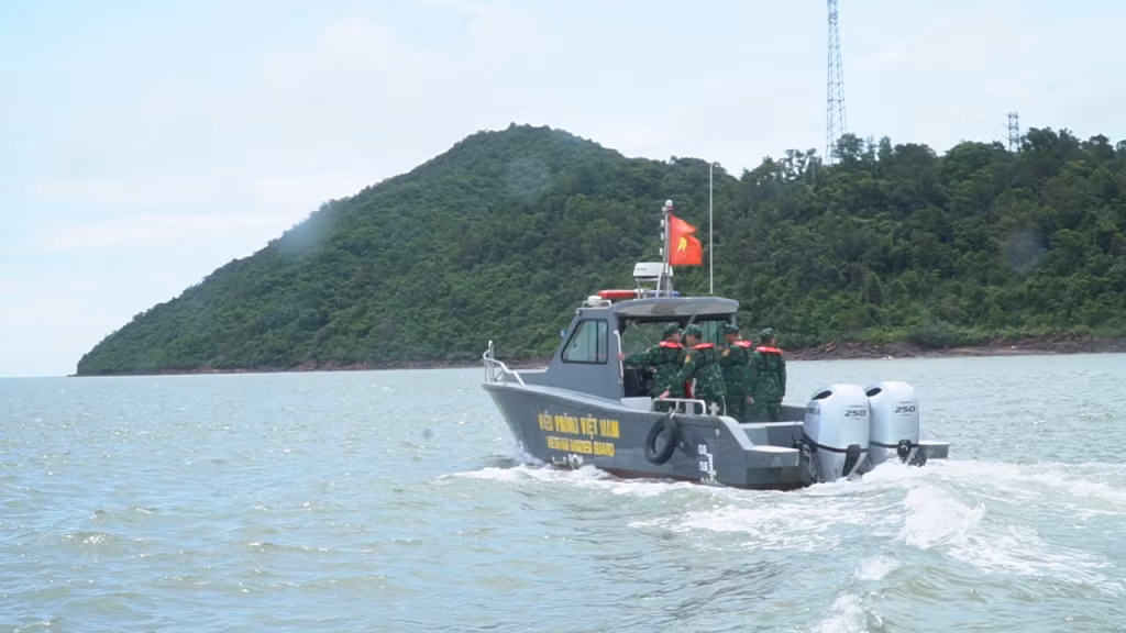 Đồn BPCK cảng Vạn Gia tuần tra vùng biển đơn vị quản lý.