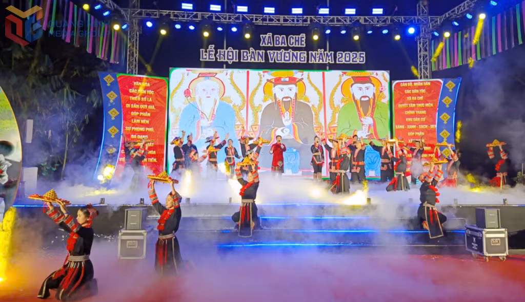 Chương trình nghệ thuật "Huyền thoại Bàn Vương - Giấc mơ Mặt trời" tái hiện sống động về tổ tiên người Dao.