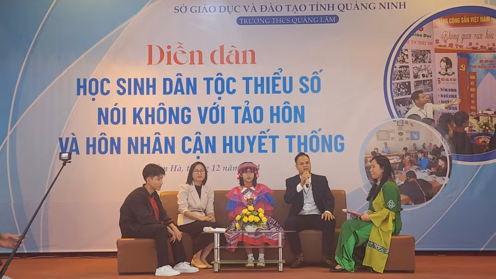 Diễn đàn học sinh DTTS nói không với tảo hôn và hôn nhân cận huyết thống (tháng 12/2024). Ảnh: Sở Giáo dục và Đào tạo Quảng Ninh.
