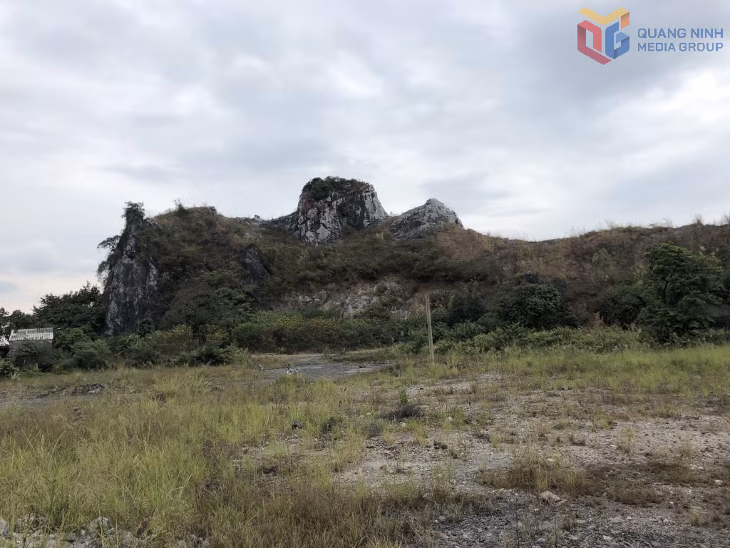 Khung cảnh di chỉ núi Đầu Rằm năm 2022.