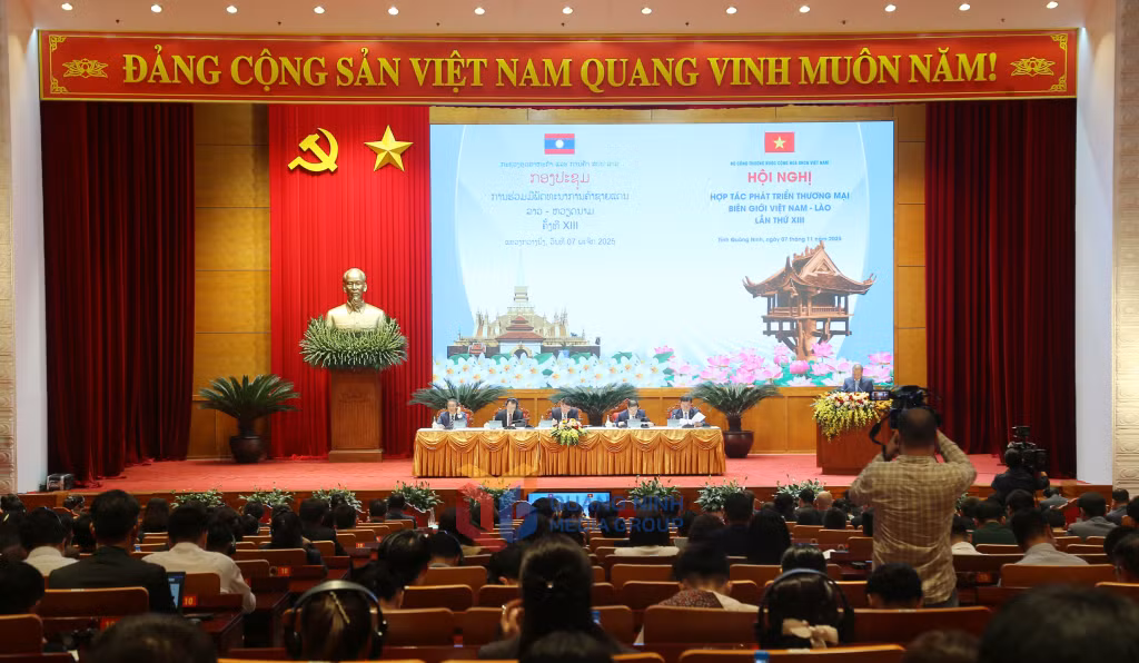 Hội nghị hợp tác phát triển thương mại biên giới Việt Nam – Lào lần thứ XIII.